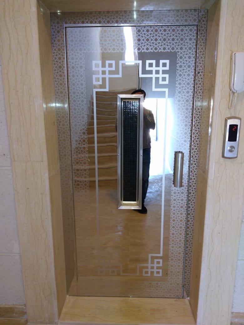 تركيب المصاعد