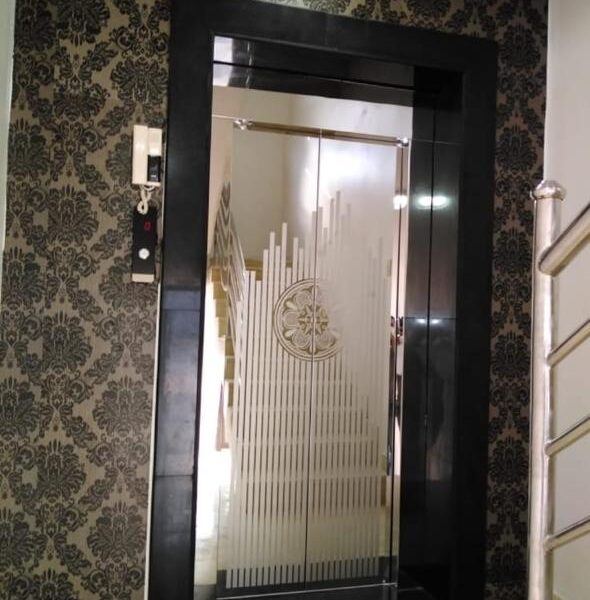 تركيب المصاعد