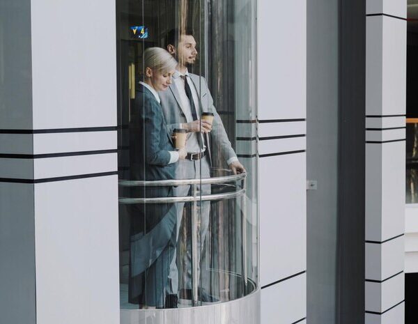 أسانسير خارجي