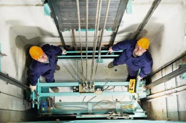 تركيب المصاعد