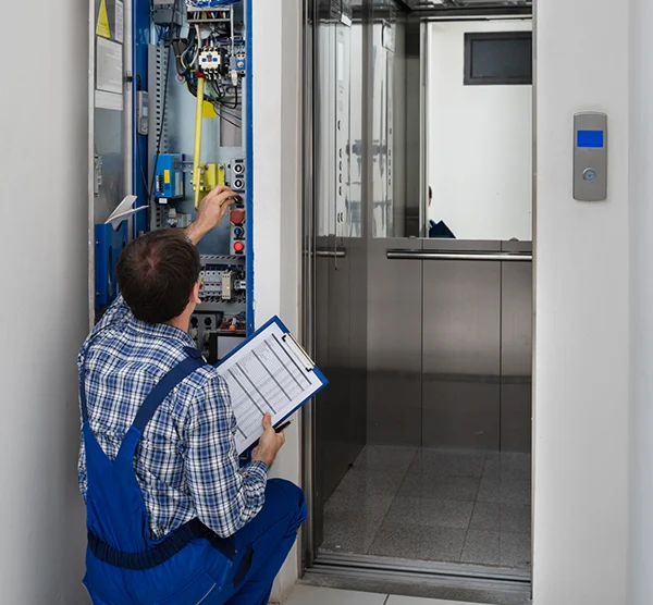 خدمات تركيب وصيانة مصاعد منزلية وتجارية بأيدي سعودية محترفة