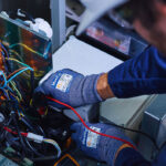 كل خطوة في اختيار شركة تركيب مصاعد تصنع فرق كبير في الأمان