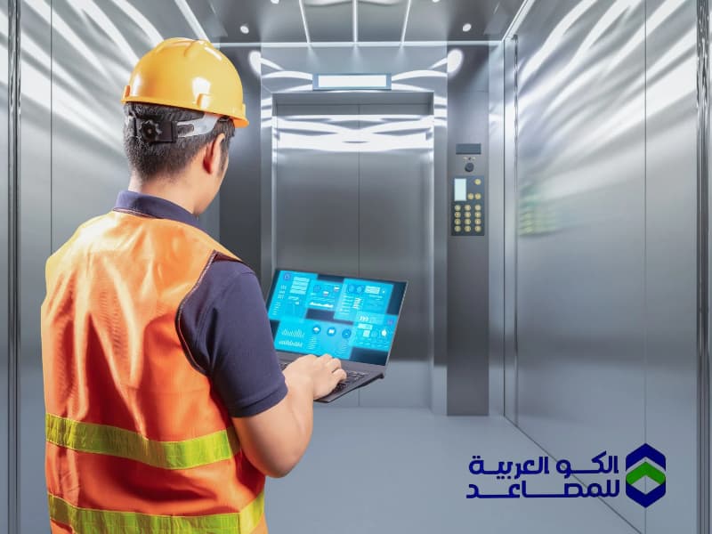 مزايا تركيب مصاعد بانوراما في الباحة: أناقة وكفاءة في التصميم