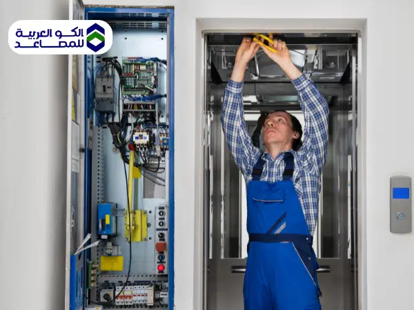إليك لماذا تعتبر الصيانة الدورية للمصاعد استثمارًا ذكيًا وليس تكلفة إضافية!