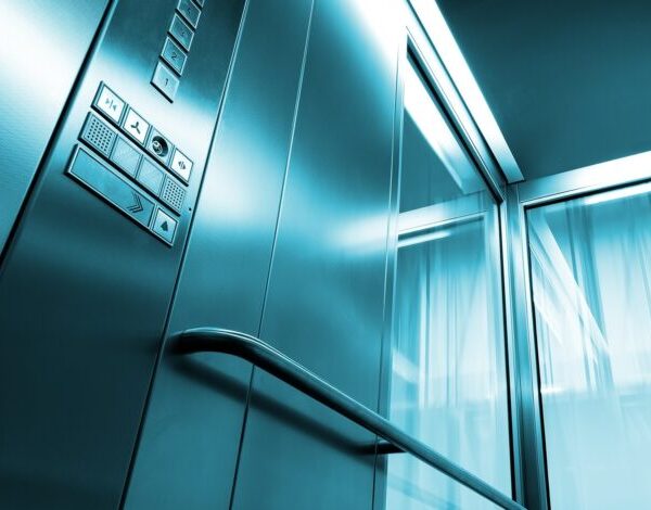 عند اختيار شركة تركيب مصاعد أهم الأخطاء التي يقع فيها العملاء