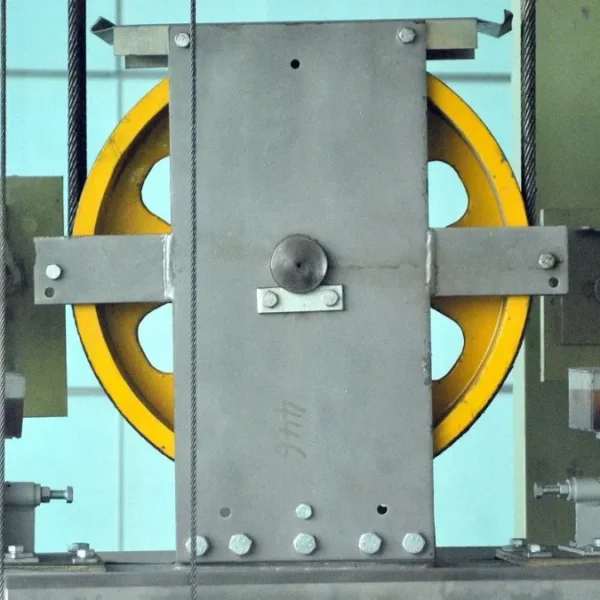 متى تحتاج إلى تحديث أو استبدال المصعد القديم؟